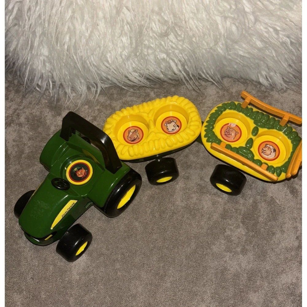 John Deere Tractor Toy Animal Sounds by Tomy Farmer Cow Horse Pig Hayride EUC
